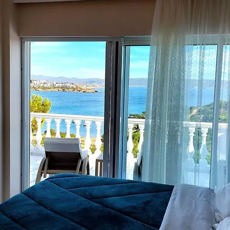 Dea Del Mare Complex In Front Of The Sea. Villa